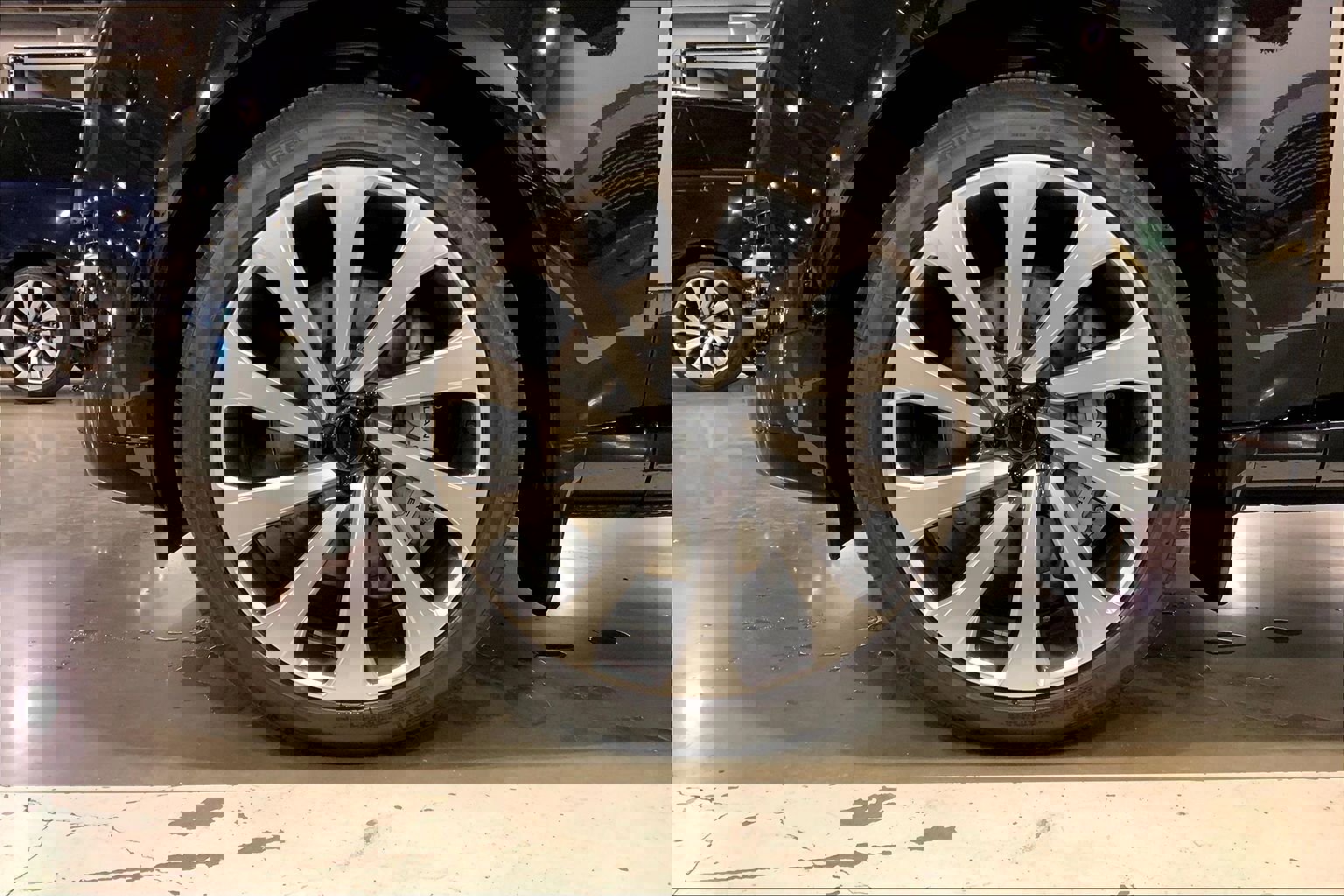 New 2026 Land Rover Range Rover SE image 11