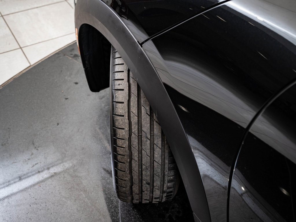 Certified 2025 MINI Cooper S image 43