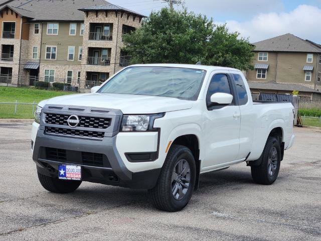 Certified 2025 Nissan Frontier SV AWD/4WD image 2