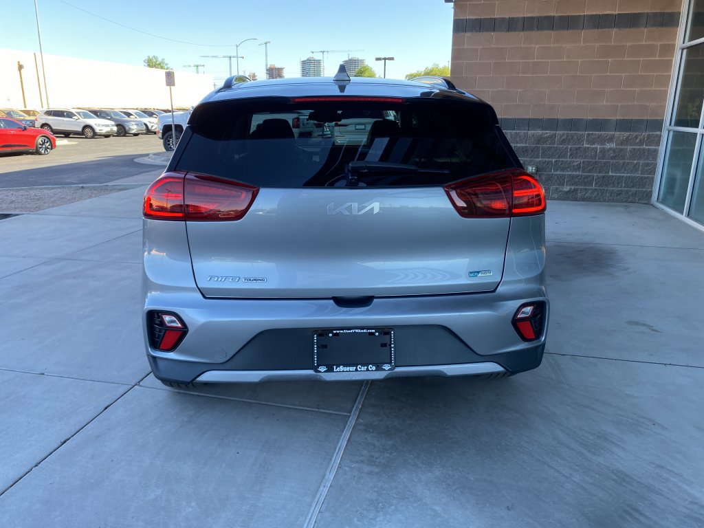 Used 2022 Kia Niro Touring Special Edition FWD image 4