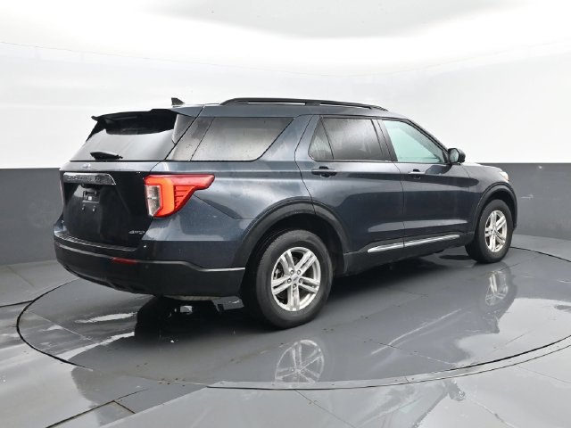 Used 2024 Ford Explorer XLT AWD/4WD image 23