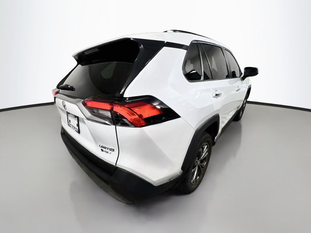 Used 2025 Toyota RAV4 Limited AWD/4WD image 3