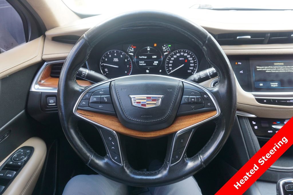 Used 2019 Cadillac XT5 Platinum AWD/4WD image 3