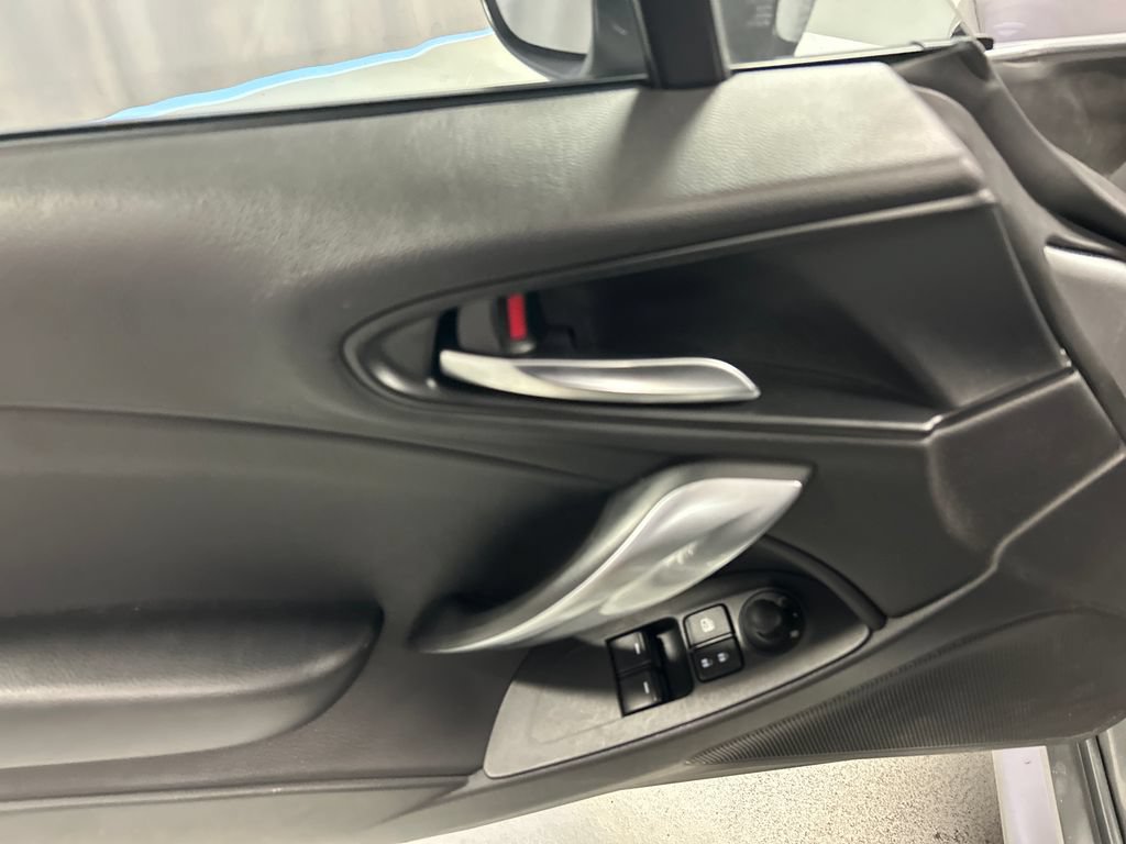 Used 2017 FIAT 124 Spider Classica RWD image 12