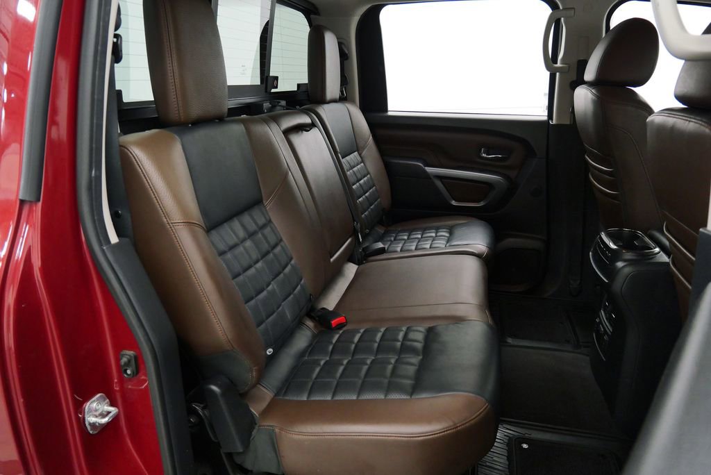 Used 2017 Nissan Titan Platinum Reserve AWD/4WD image 19