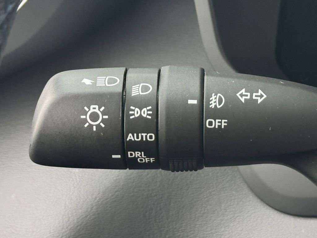 Used 2025 Toyota Tundra Platinum image 23