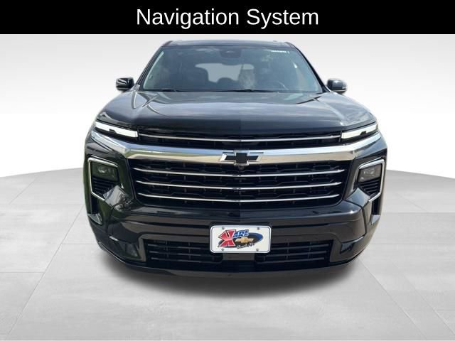 Used 2025 Chevrolet Traverse High Country AWD/4WD image 2