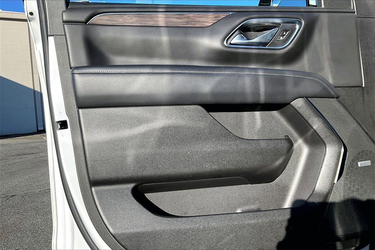 Used 2021 Chevrolet Tahoe Z71 w/ Rear Media and Nav Package image 27