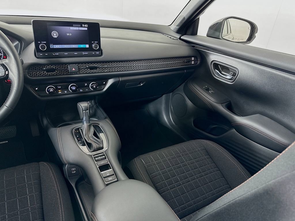 Used 2025 Honda HR-V Sport image 22
