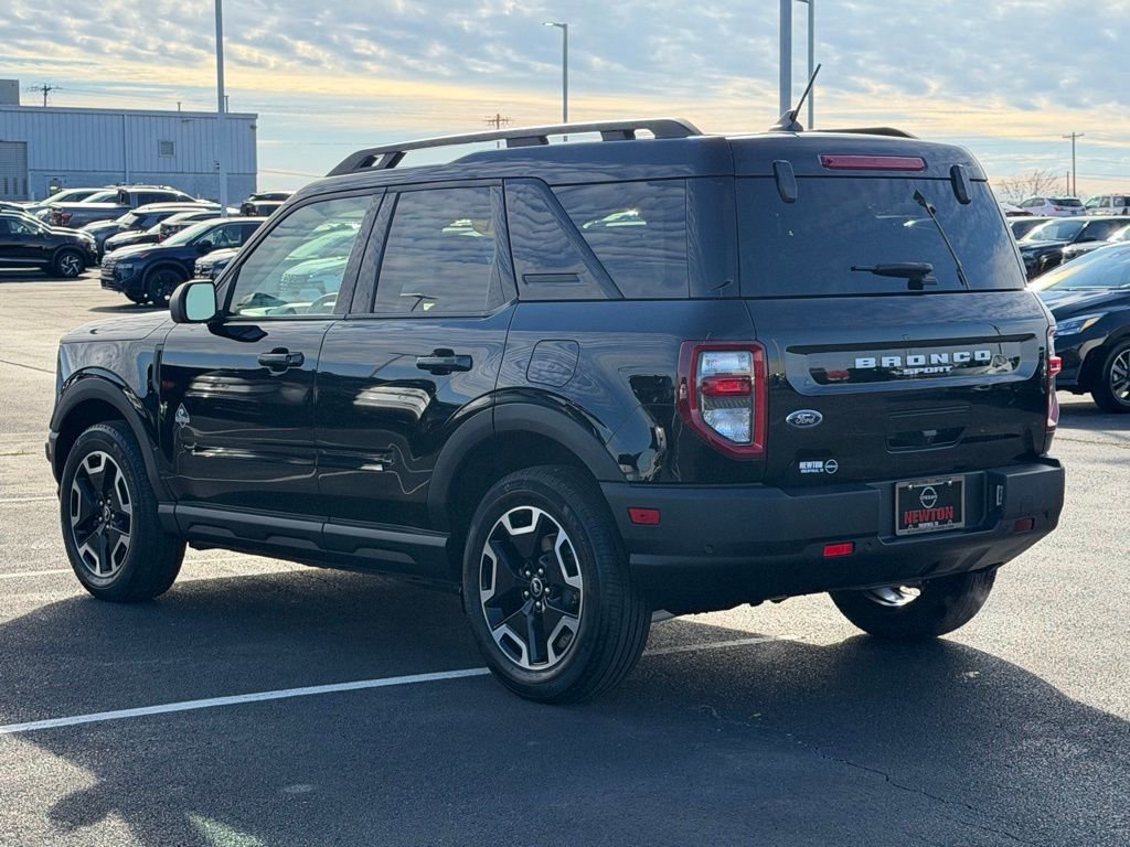 Used 2024 Ford Bronco Sport Outer Banks image 7