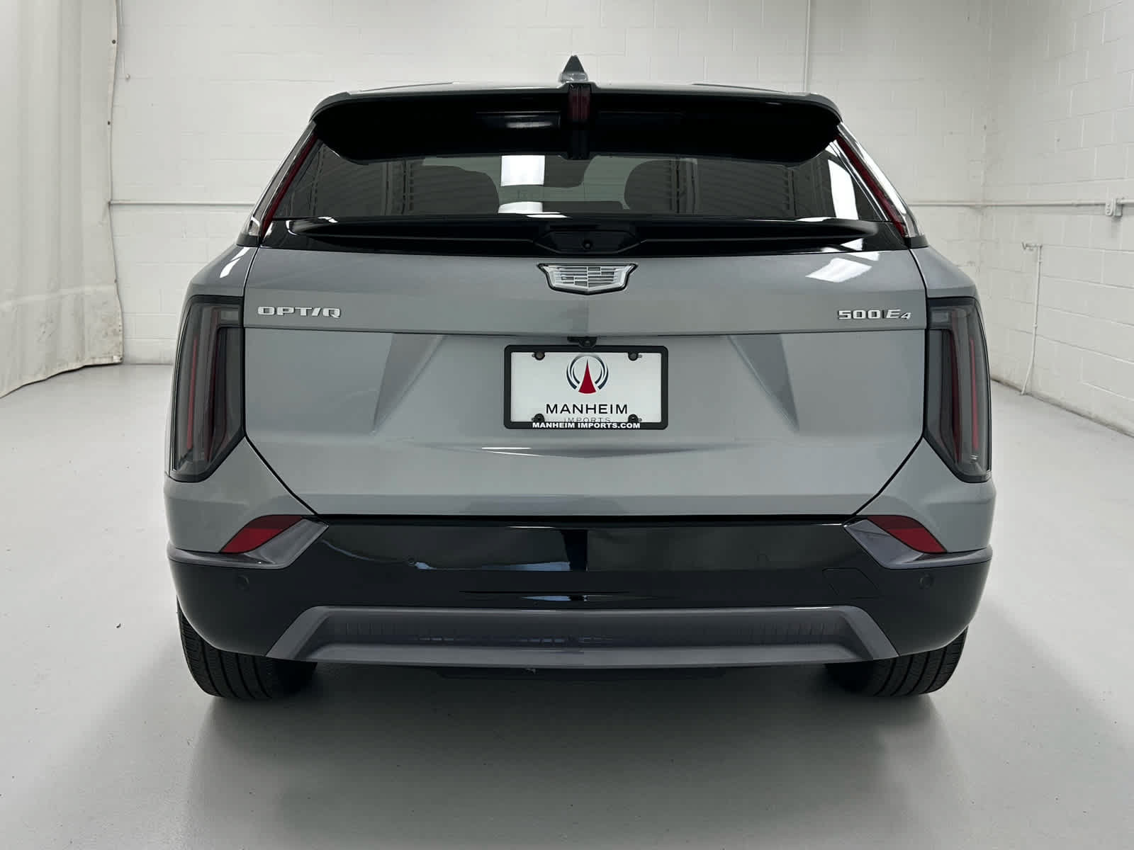 Used 2025 Cadillac Optiq Sport 2 w/ LPO, Floor Liner Package AWD/4WD image 7