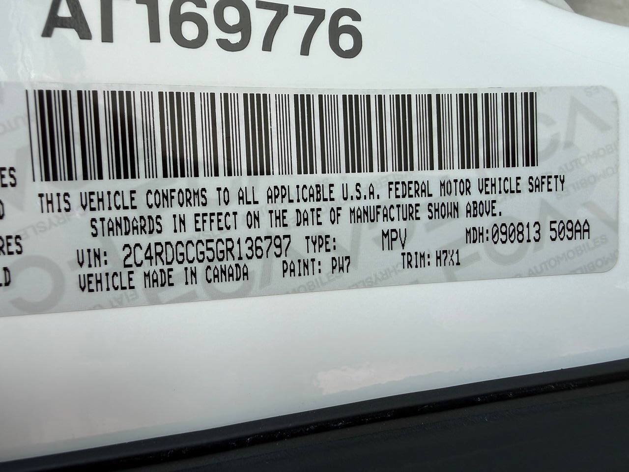 Used 2016 Dodge Grand Caravan SXT FWD image 42