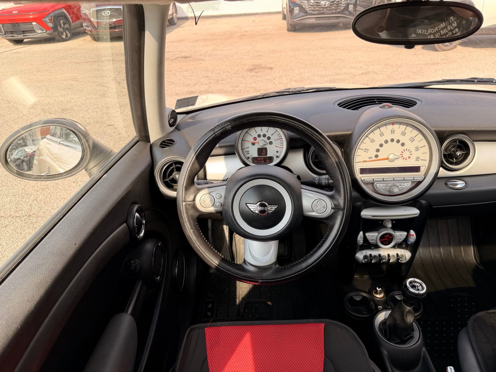 Used 2010 MINI Cooper Hardtop image 25