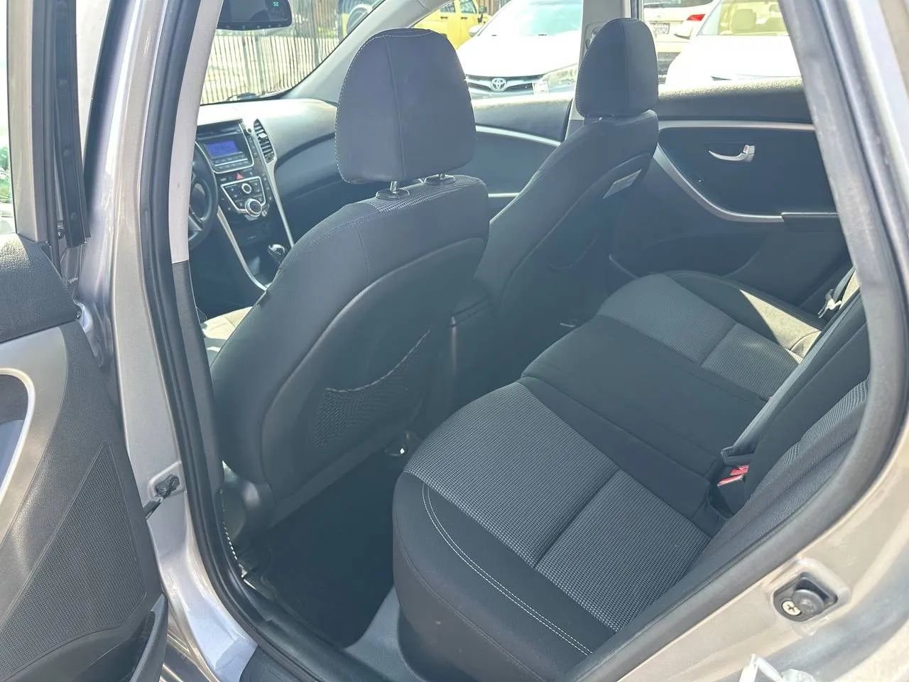 Used 2013 Hyundai Elantra GT FWD image 35