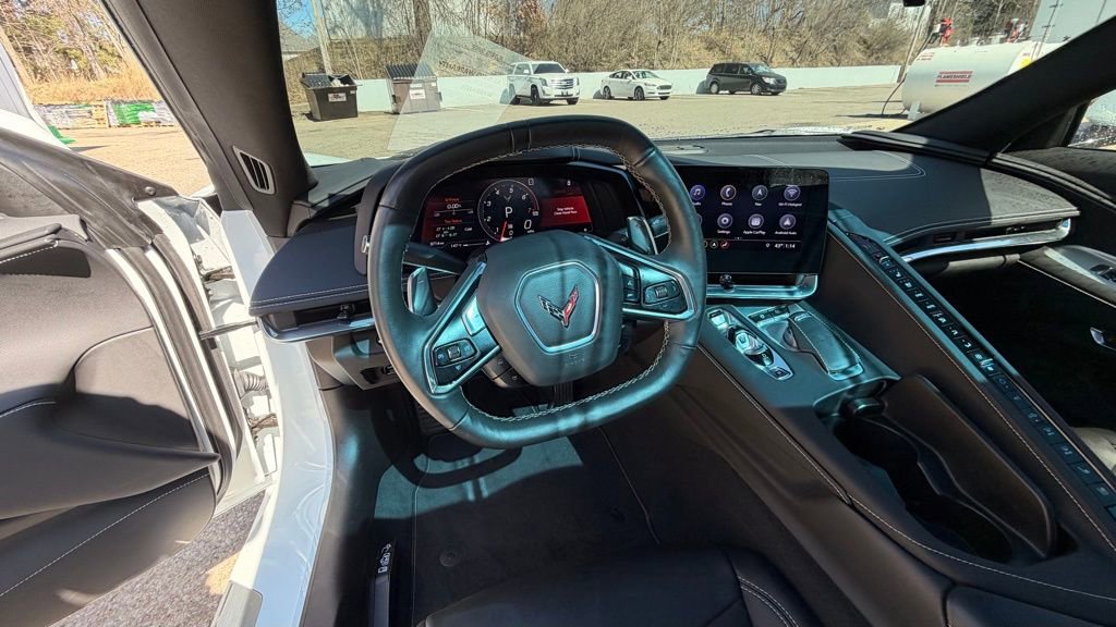 Used 2020 Chevrolet Corvette Stingray Preferred Cpe w/ 2LT Preferred Equipment Group image 8