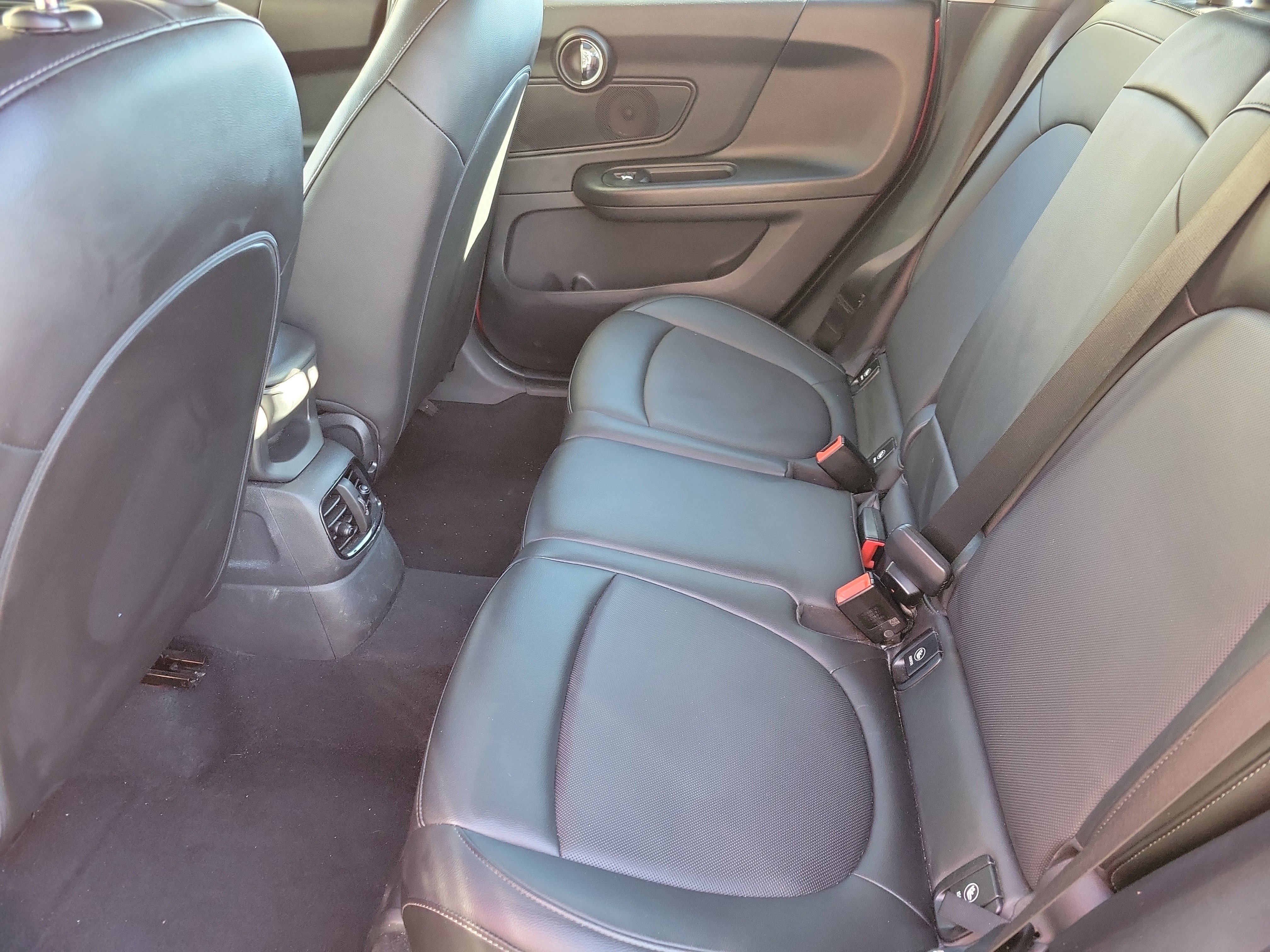 Used 2020 MINI Cooper Countryman image 8