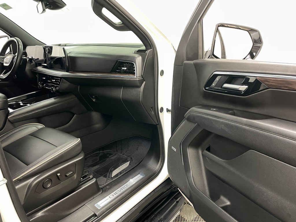 Certified 2025 Chevrolet Tahoe Premier image 42