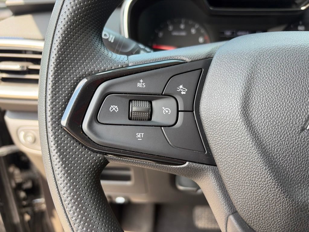 Used 2023 Chevrolet TrailBlazer LT FWD image 26