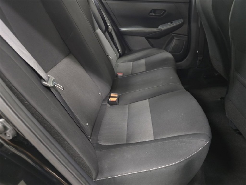 Used 2024 Nissan Sentra SV image 17