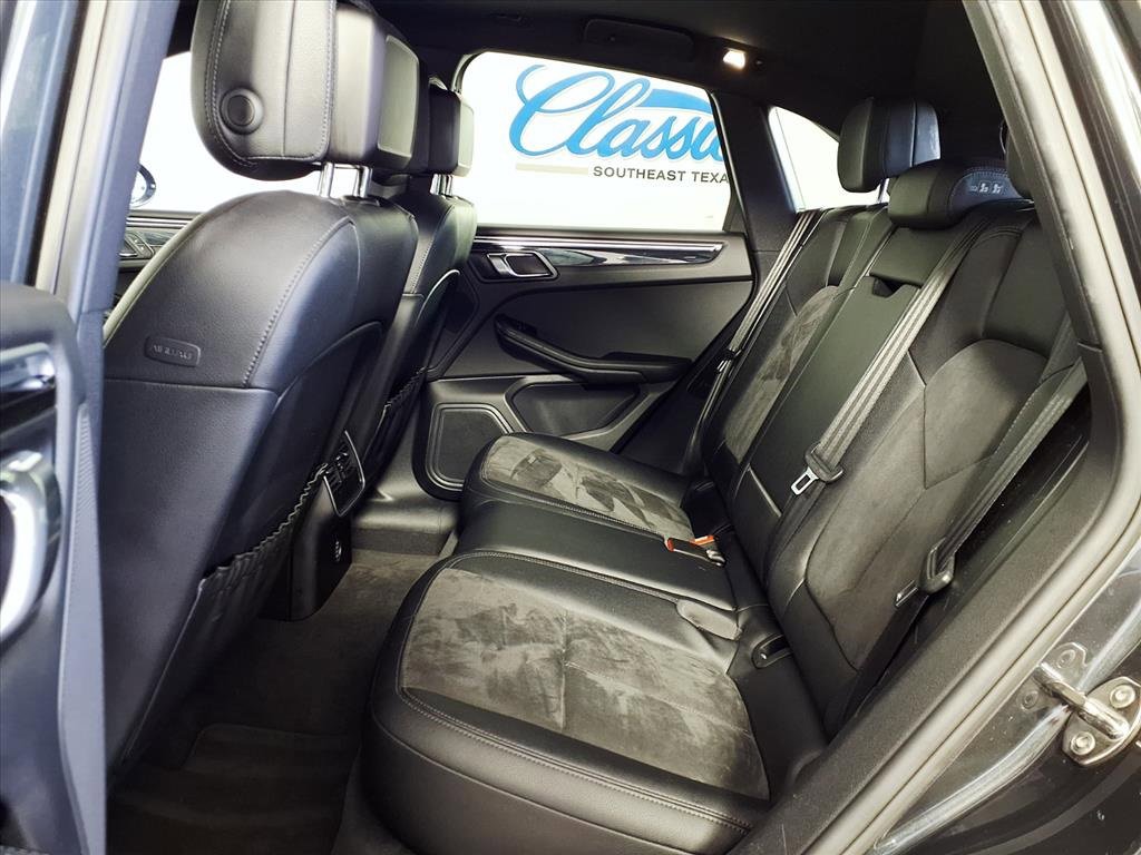 Used 2017 Porsche Macan image 9