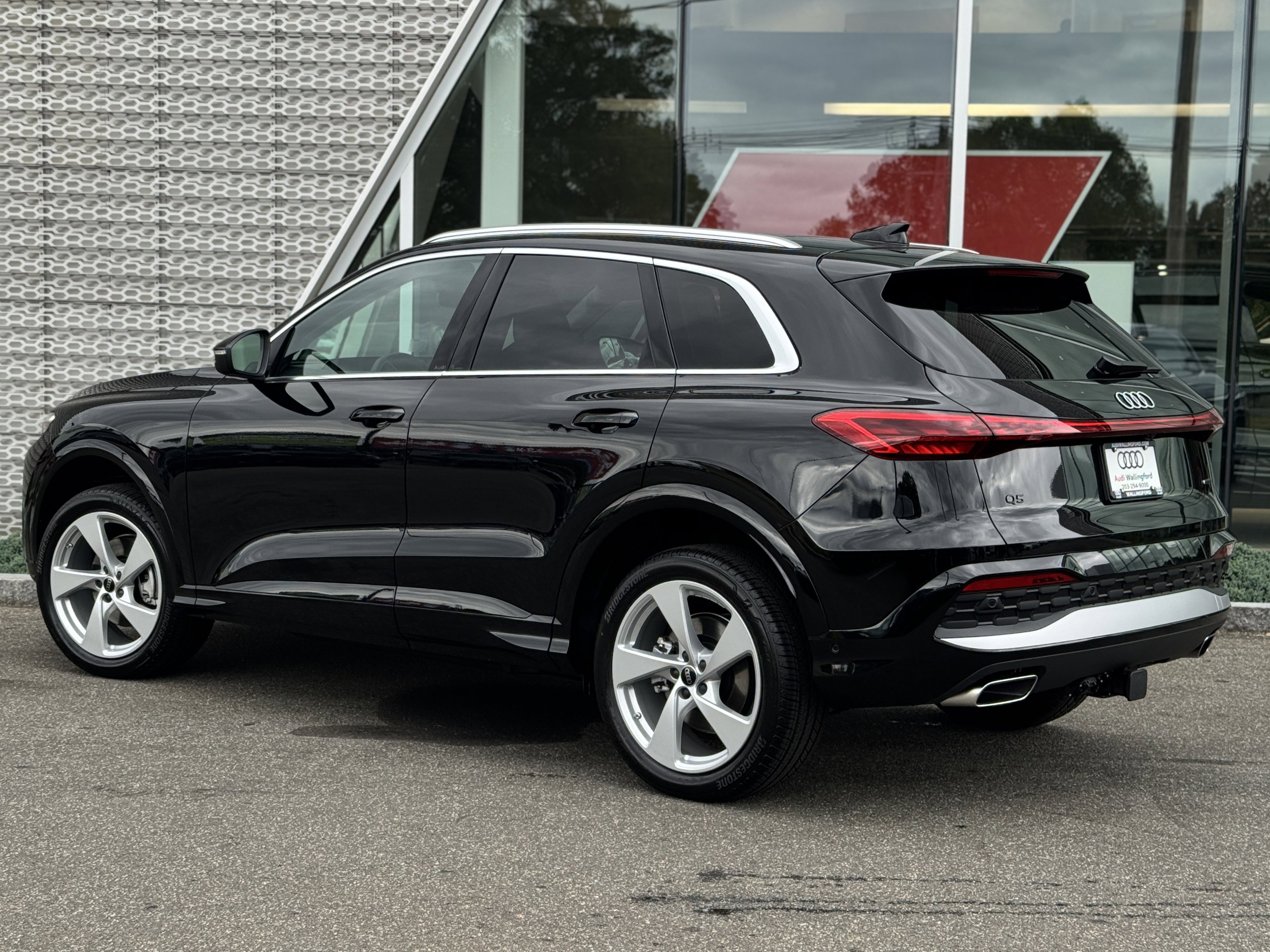 New 2025 Audi Q5 Premium Plus image 3