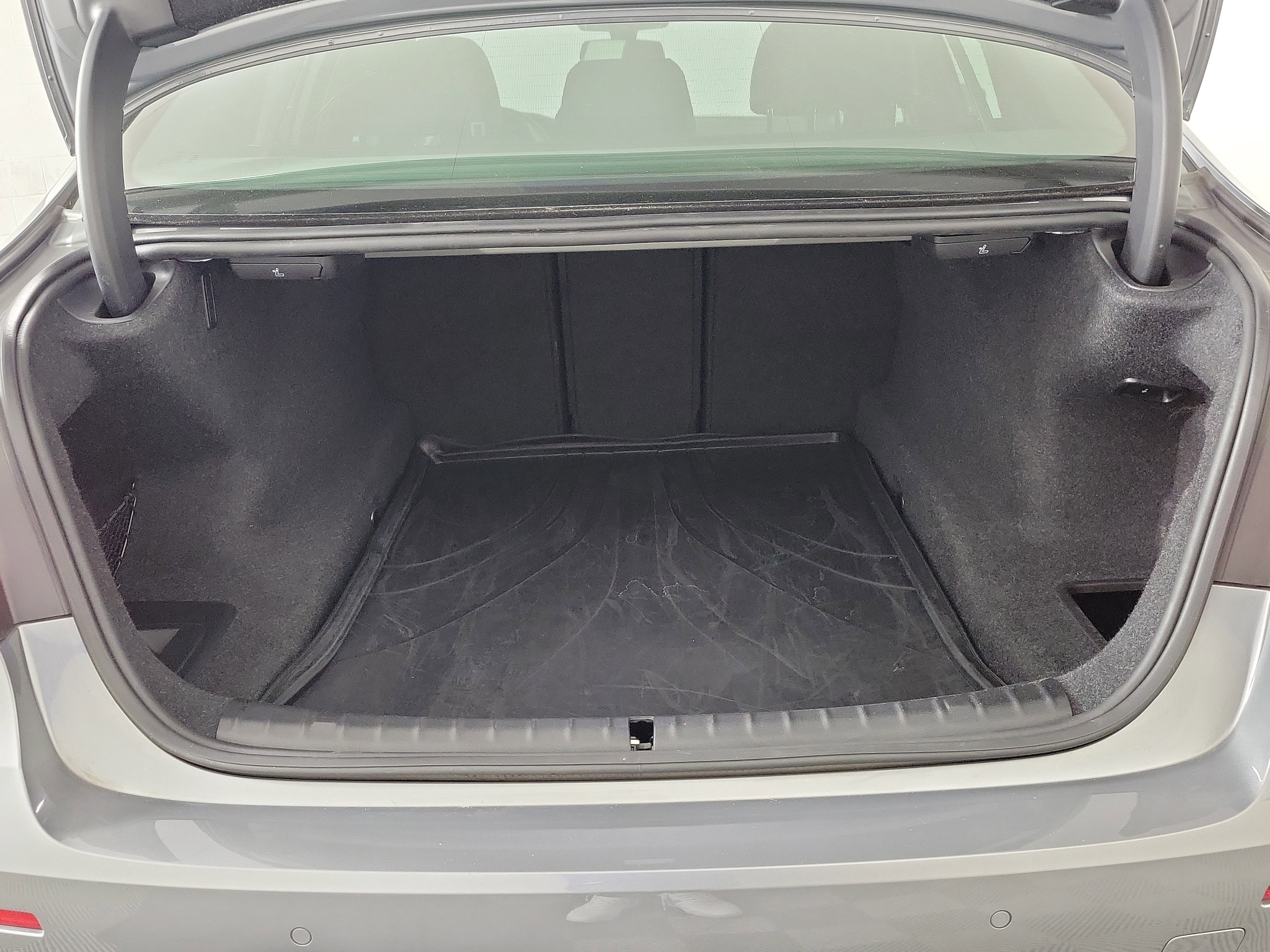 Certified 2023 BMW 540i xDrive w/ Premium Package image 25