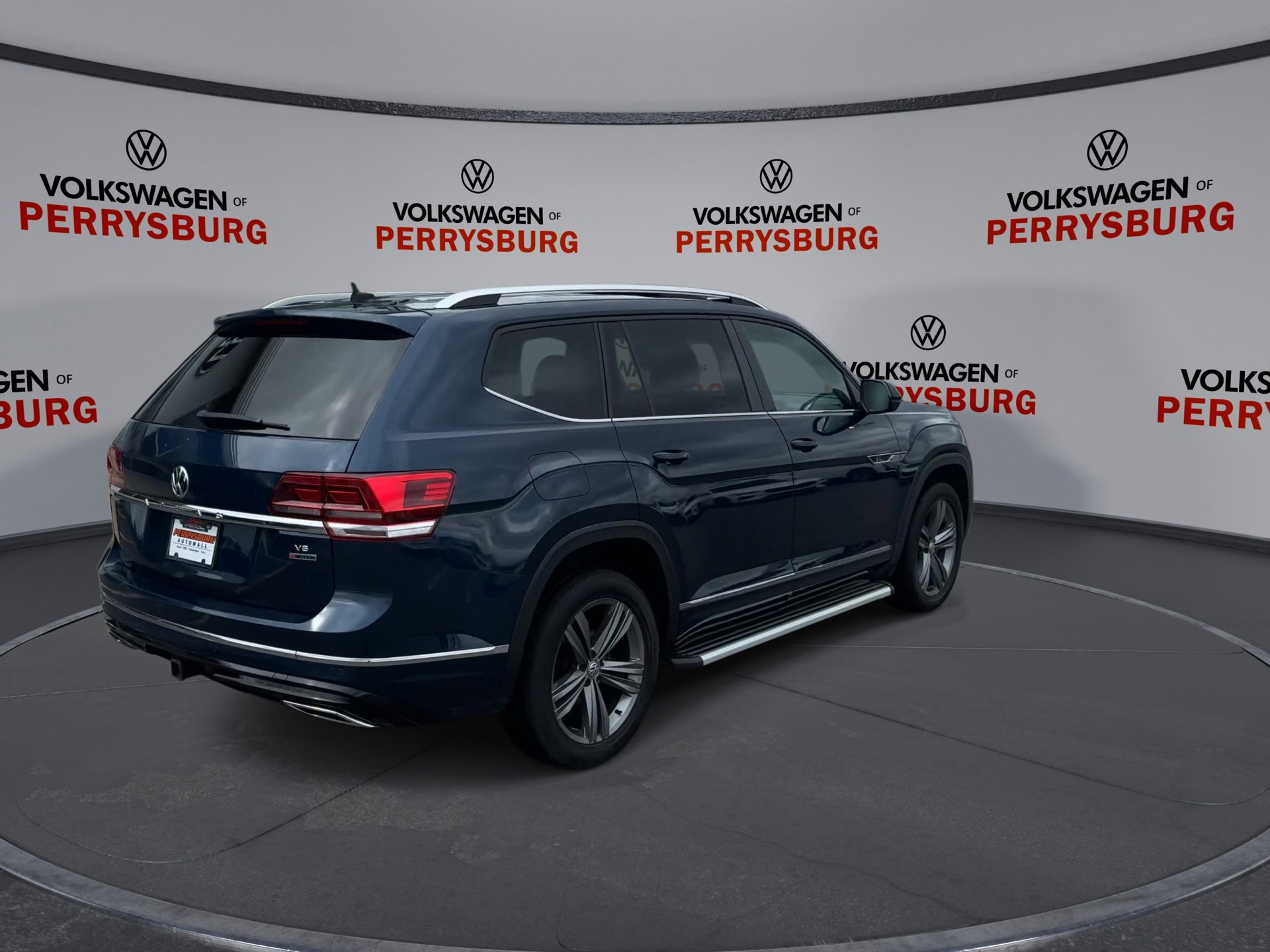 Used 2019 Volkswagen Atlas SEL R-Line image 8
