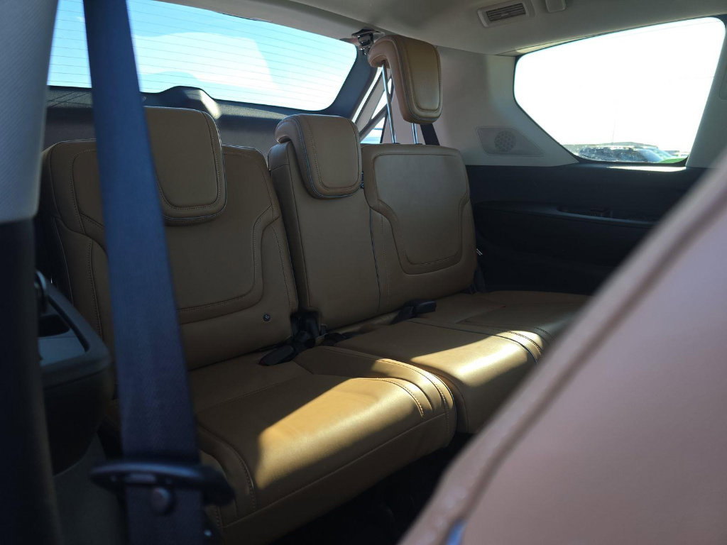 Used 2025 INFINITI QX80 Luxe image 4