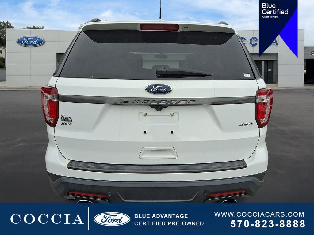 Certified 2018 Ford Explorer XLT w/ Equipment Group 202A image 5