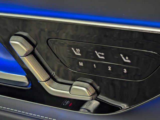 Used 2025 Mercedes-Benz SL 43 AMG image 12