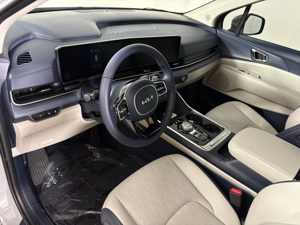 New 2026 Kia Carnival EX FWD image 17