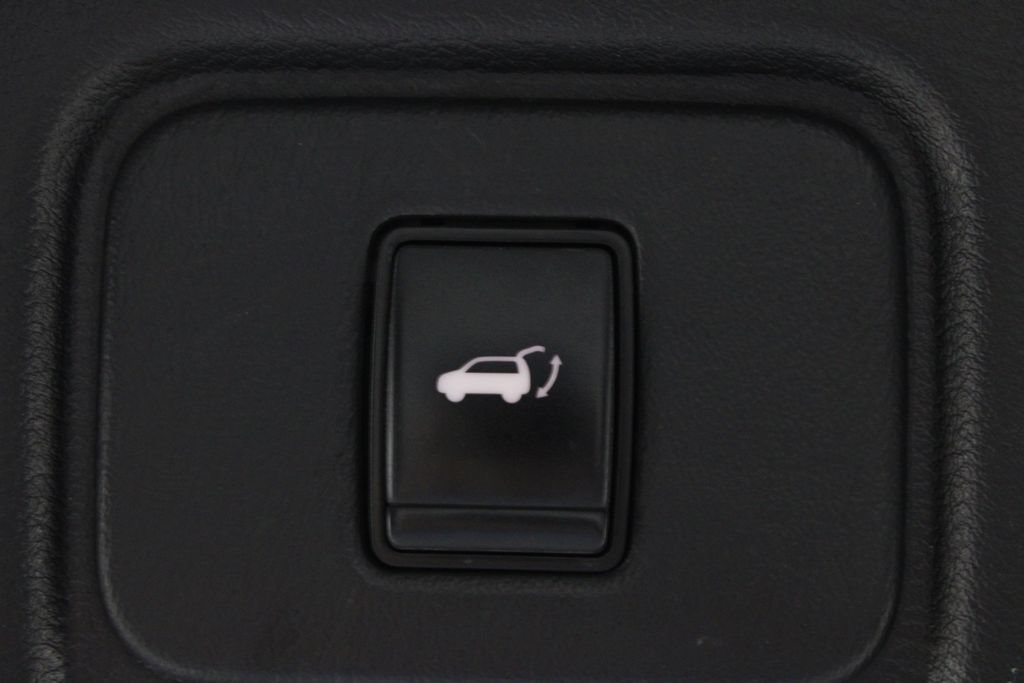 Used 2019 Nissan Murano SL w/ SL Technology Package FWD image 18