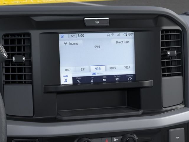 New 2025 Ford F550 4x4 Regular Cab Super Duty image 17