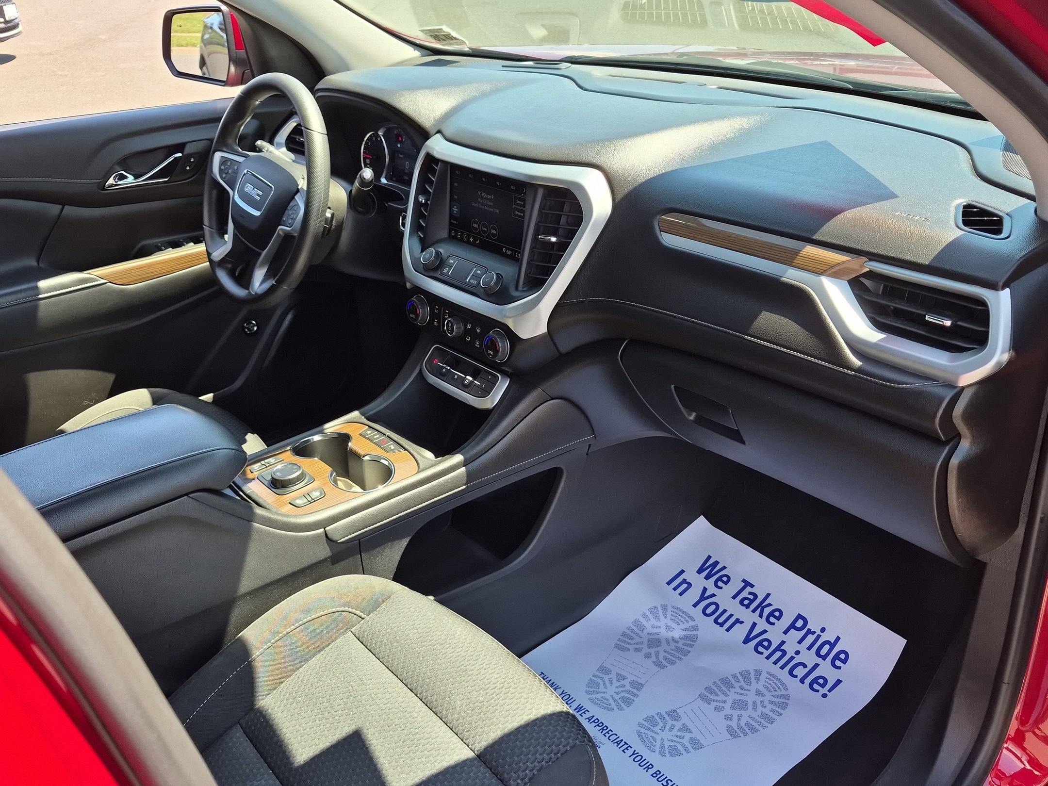 Certified 2021 GMC Acadia SLE w/ Driver Convenience Package AWD/4WD image 26