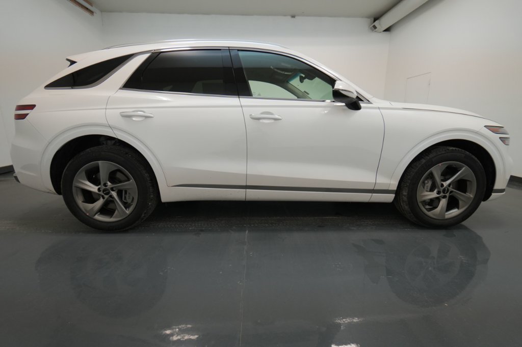 New 2026 Genesis GV70 2.5T AWD/4WD image 23