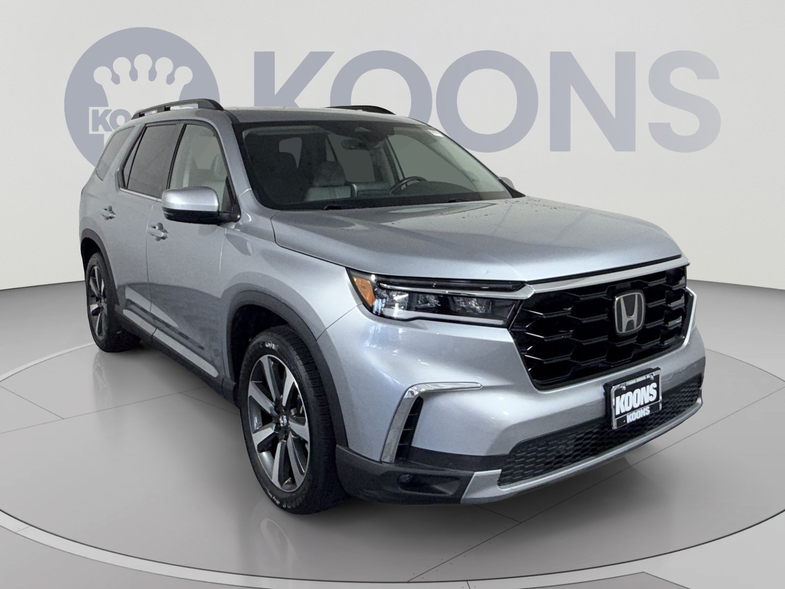 Used 2023 Honda Pilot Touring image 10