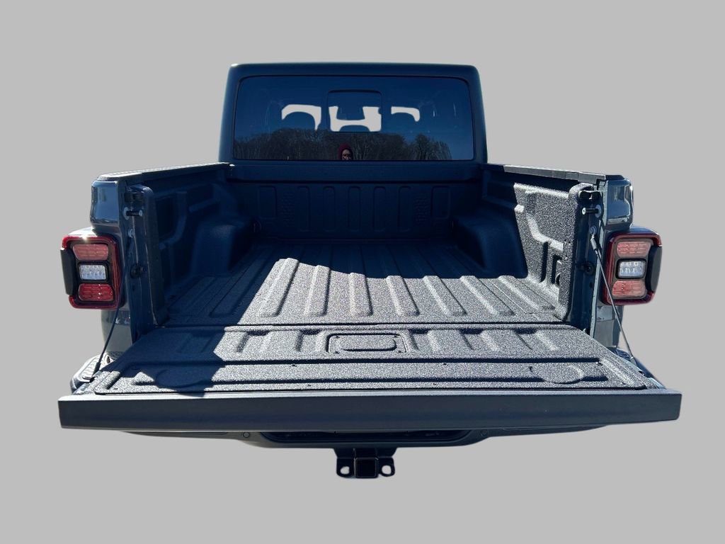 New 2026 Jeep Gladiator Sport image 4