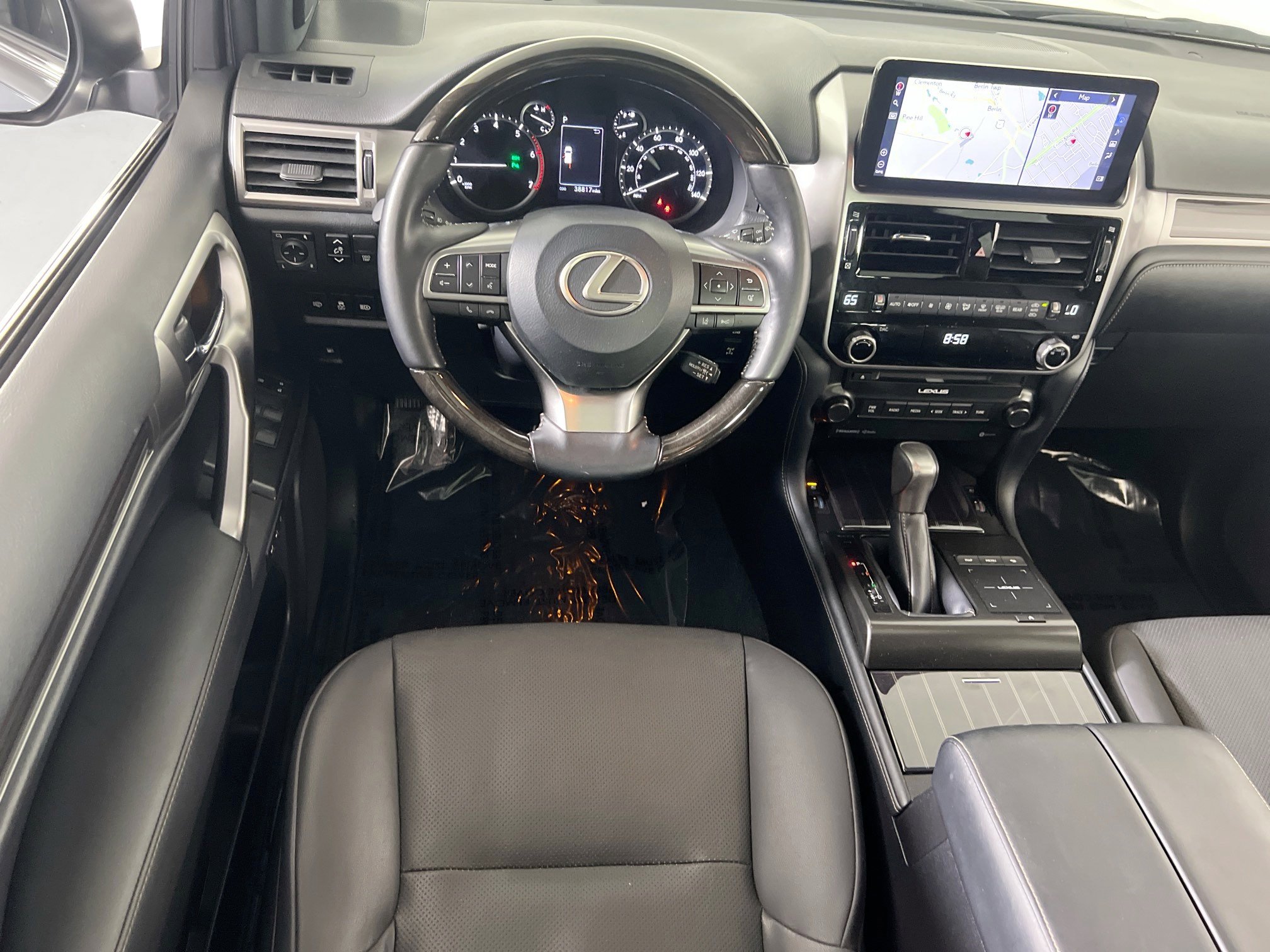 Used 2022 Lexus GX 460 Premium w/ Premium Package AWD/4WD image 23