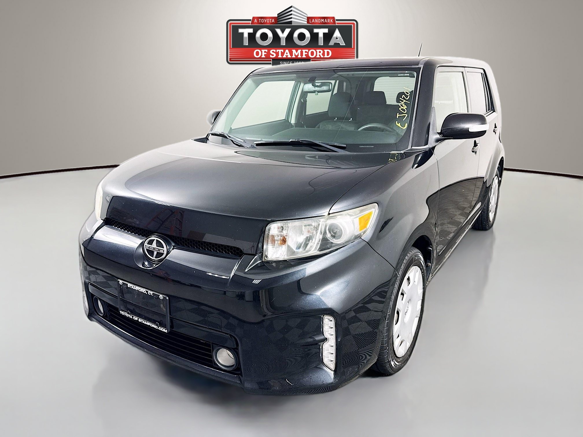 Used 2014 Scion xB FWD image 3