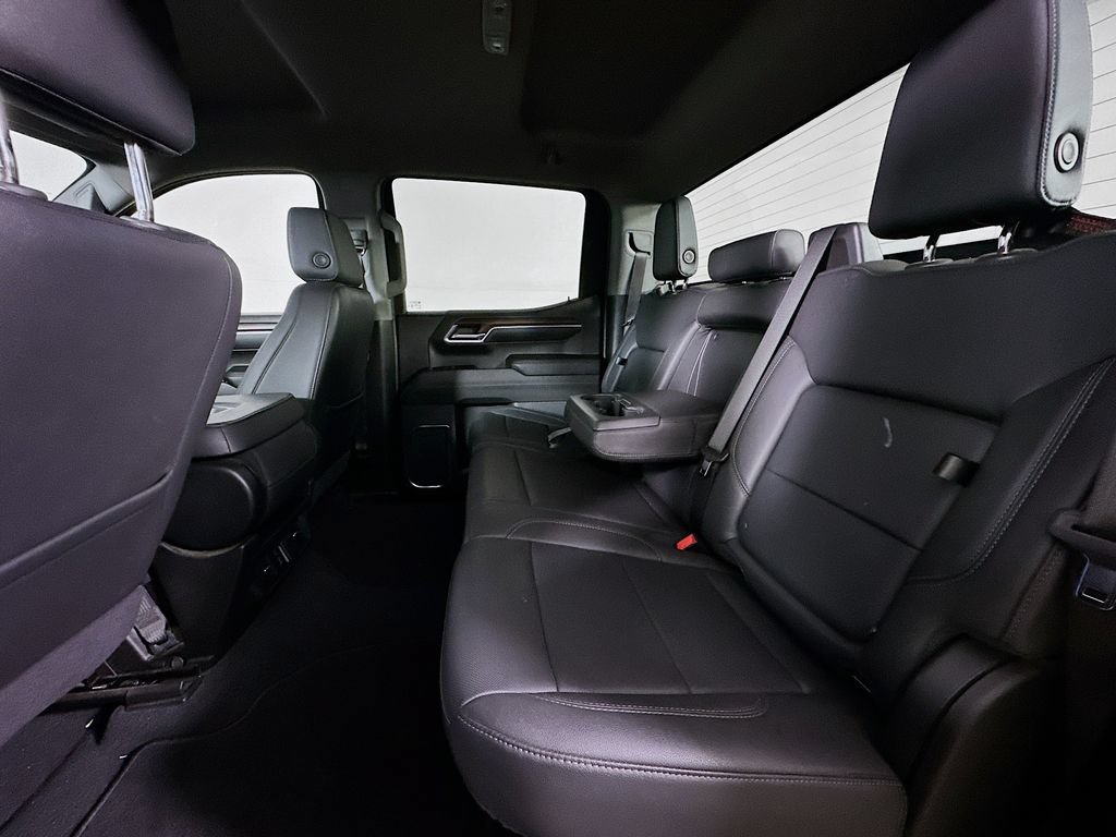 Used 2024 GMC Sierra 1500 SLT AWD/4WD image 14