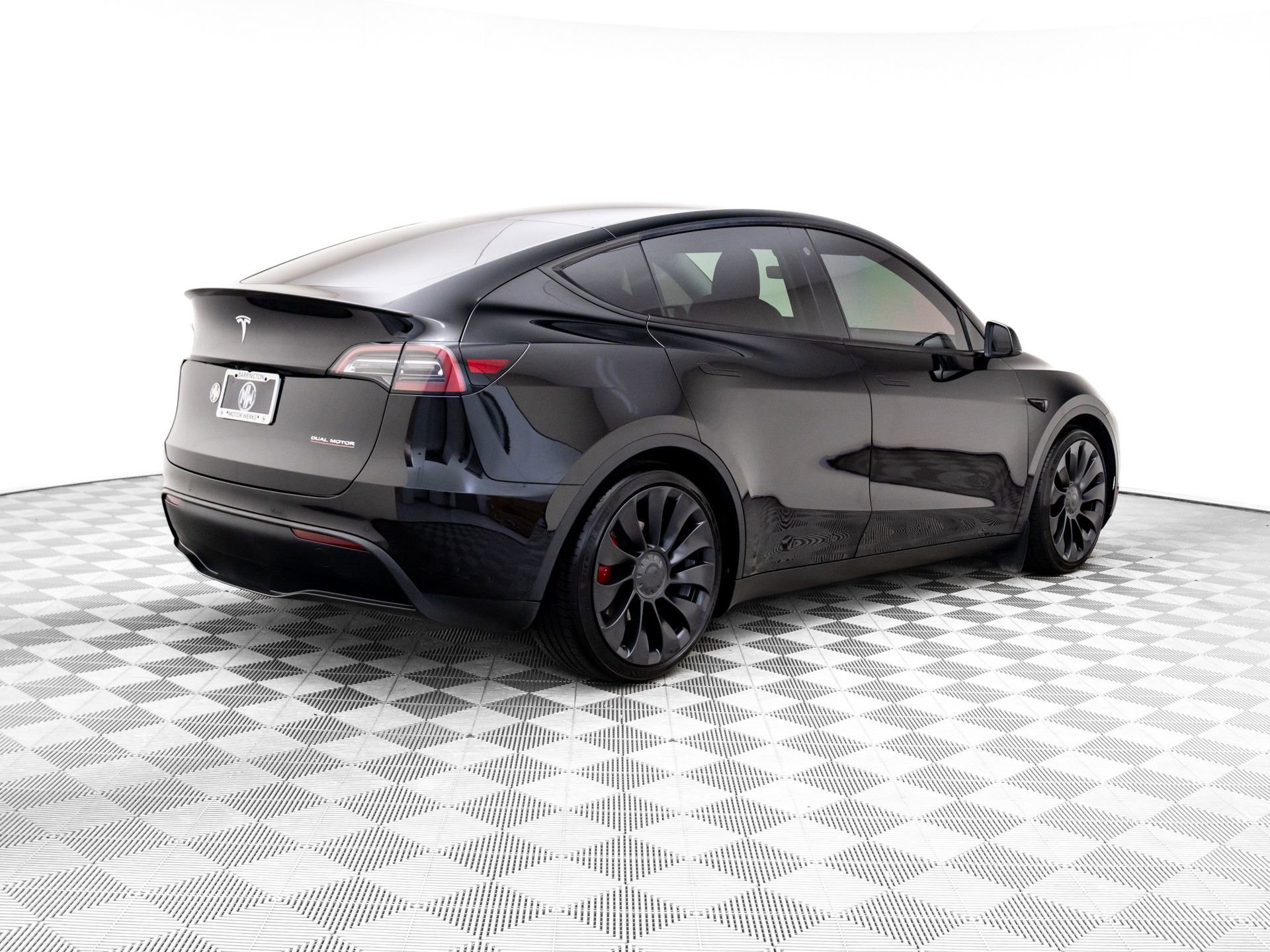 Used 2022 Tesla Model Y Performance image 5