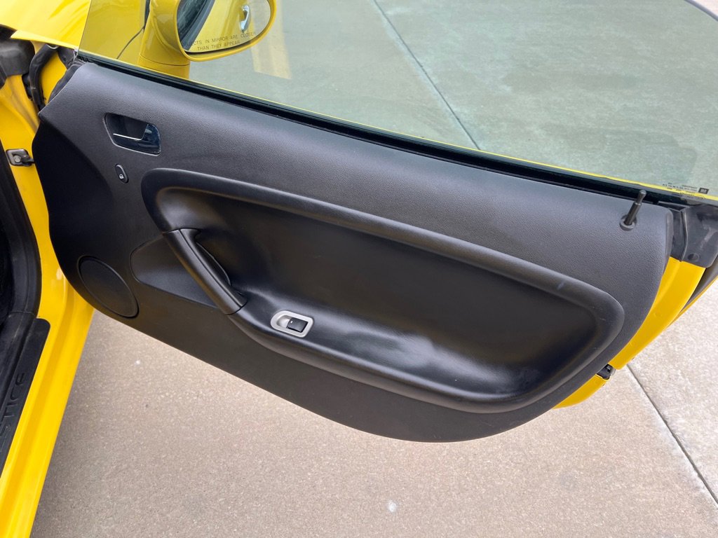 Used 2008 Pontiac Solstice Convertible w/ Premium Package image 9