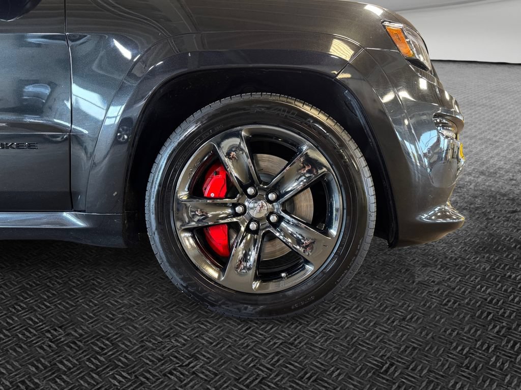 Used 2015 Jeep Grand Cherokee SRT w/ Quick Order Package 26J AWD/4WD image 11