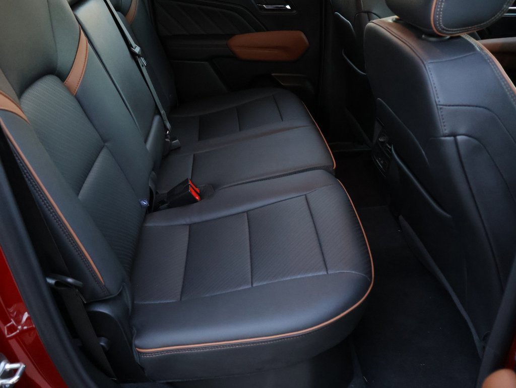 Used 2024 GMC Canyon AT4 w/ AT4 Premium Package image 13