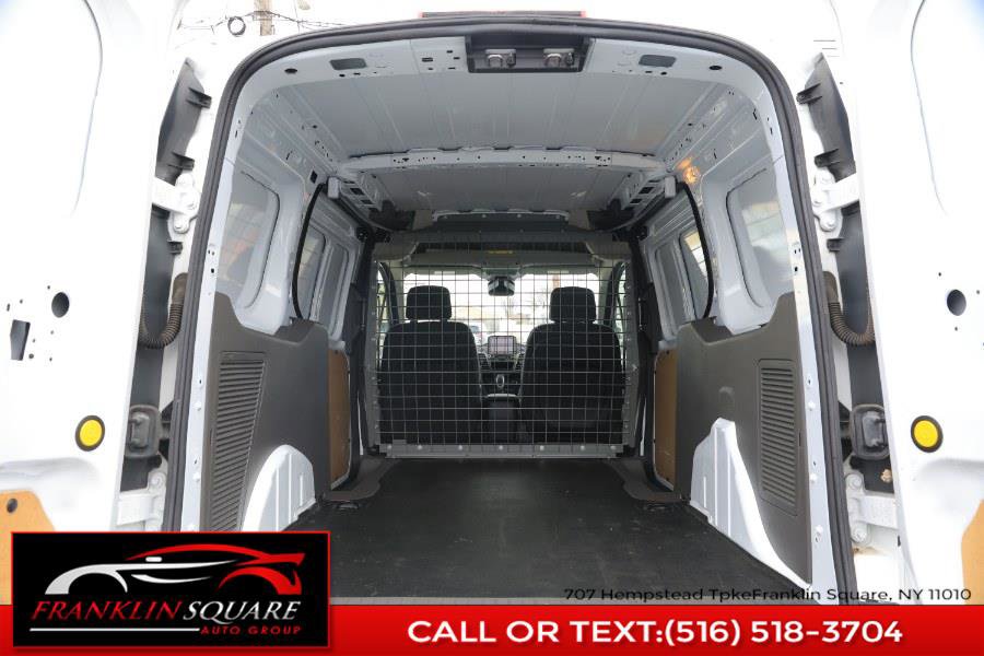 Used 2022 Ford Transit Connect XLT image 12