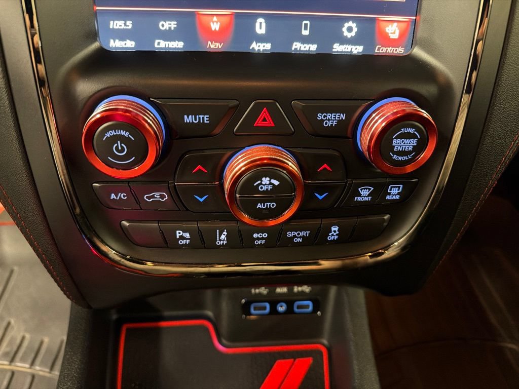 Used 2018 Dodge Durango R/T w/ Technology Group AWD/4WD image 14