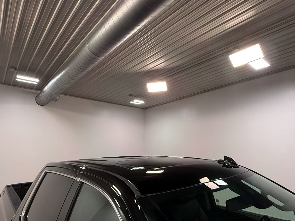 Used 2020 GMC Sierra 1500 SLT w/ SLT Premium Plus Package image 43