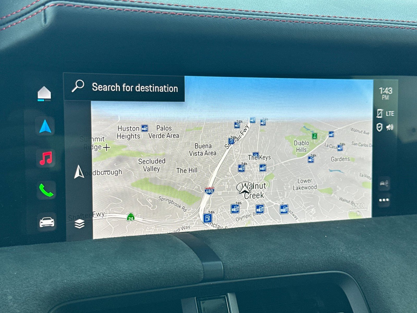 Certified 2023 Porsche Taycan GTS image 18