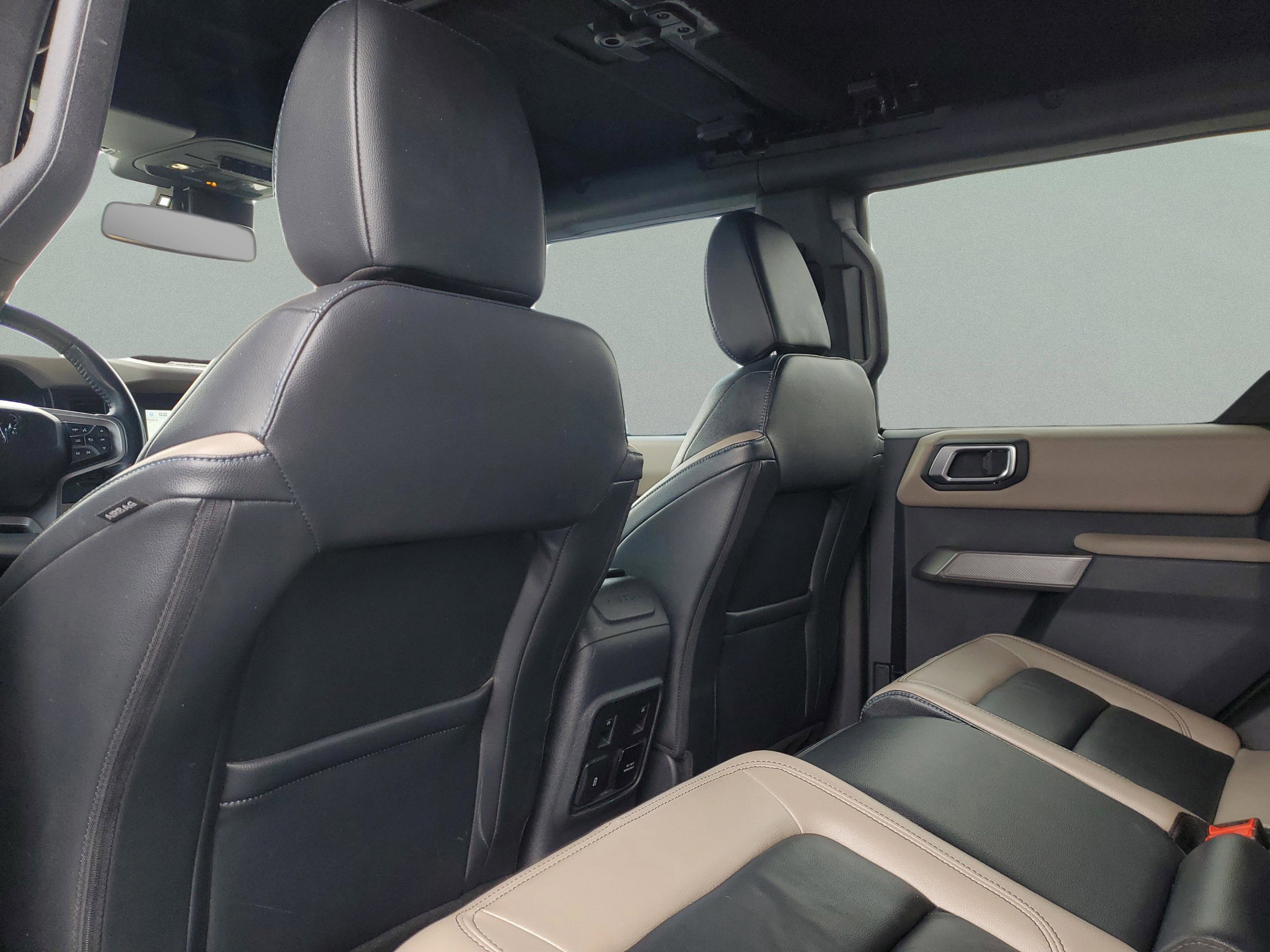 Certified 2023 Ford Bronco Wildtrak image 9