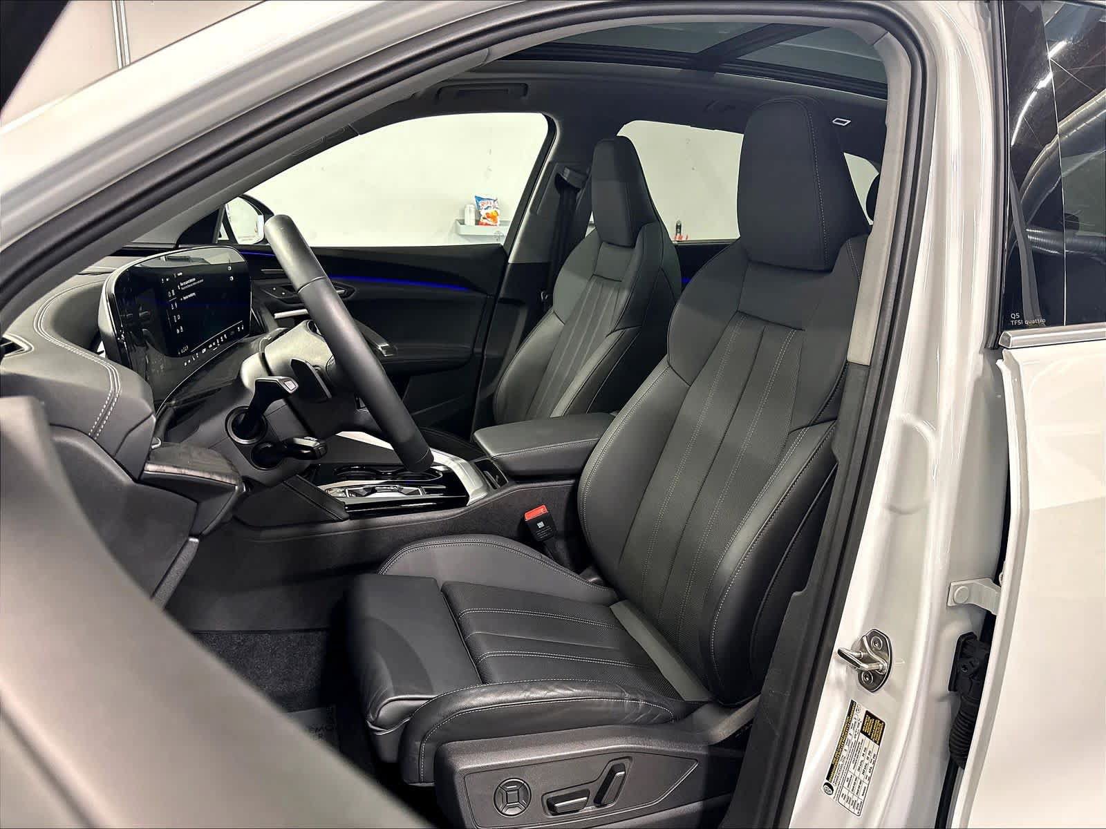 Certified 2025 Audi Q5 Premium w/ Premium Plus AWD/4WD image 26